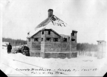 Concrete Blockhouse on the Vologda
        Railway at Verst 581 (310th Engineers photo)