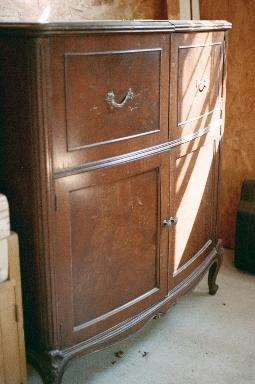 Exterior view of radio cabinet