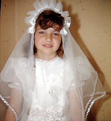 tn_CATHERINE.JPG (367x400; 63242 bytes)