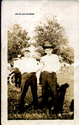 tn_JIMLEOCOPY.JPG (254x400; 68563 bytes)