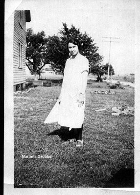 tn_MARTINIACOPY.JPG (286x400; 65388 bytes)